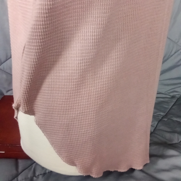 Women's Babaton Light Mauve Thermal Cowl Neck Sweater Size Small Tunic - Picture 6 of 16